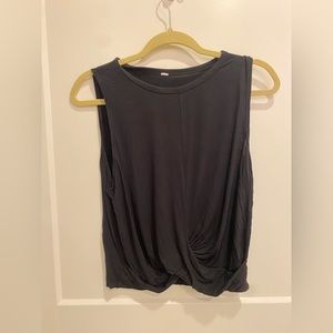 Alo Yoga cover tank twist black